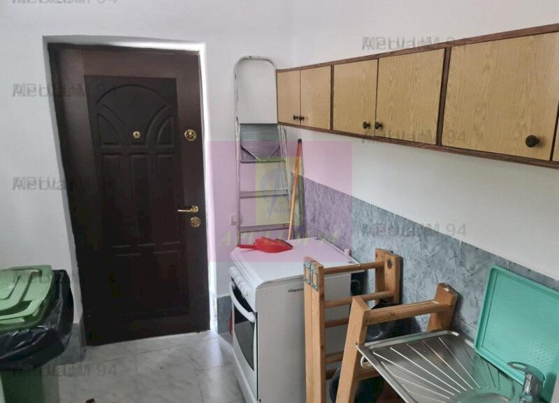 Vila de vanzare in Sinaia - Zona Cumpatu